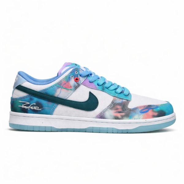 Nike sb dunk low futura TOP BATCH UA