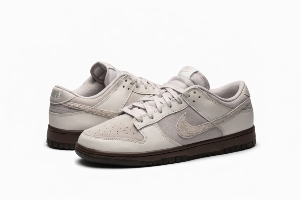 NIK.E SB DUNK LOW IRONSTONE TOP BATCH UA
