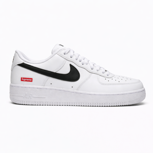 NIKE AIRFORCE 1 LOW SUPREME WHITE BLACK TOP BATCH UA